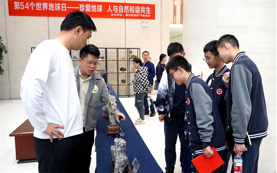 图片9.jpg 图片9.jpg